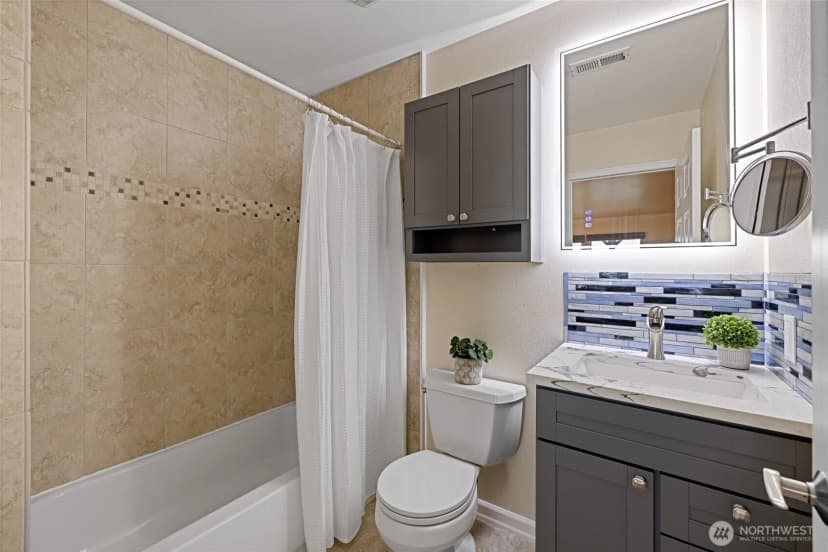 Property photo for 12421 6th Avenue Nw, Gig Harbor photo 31