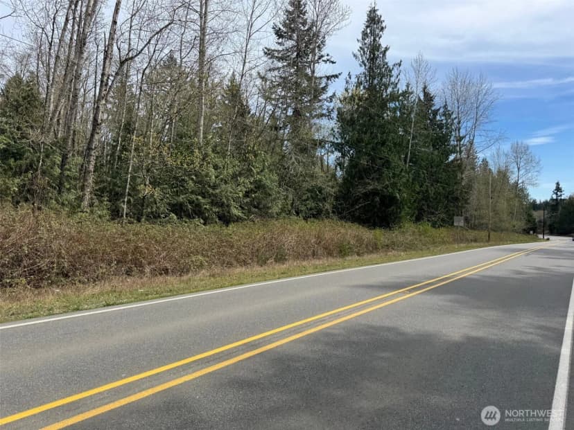Property photo for 142 Xx Kayak Point Road, Stanwood photo 3