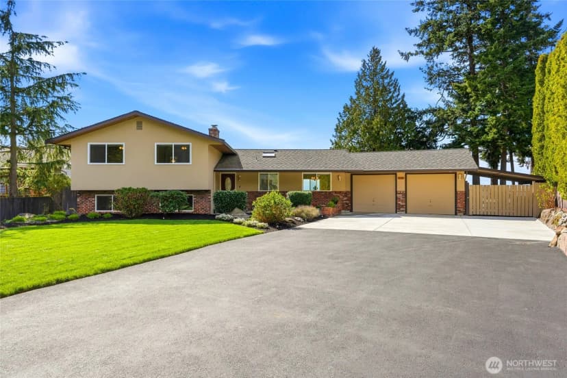 Property photo for 8910 56th Place W, Mukilteo photo 2