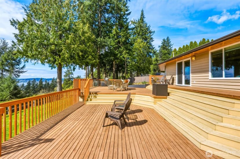 Property photo for 8910 56th Place W, Mukilteo photo 32