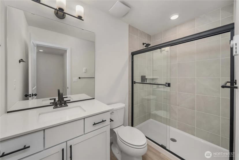 Property photo for 4027 Aberdeen Way Ne, Renton photo 31