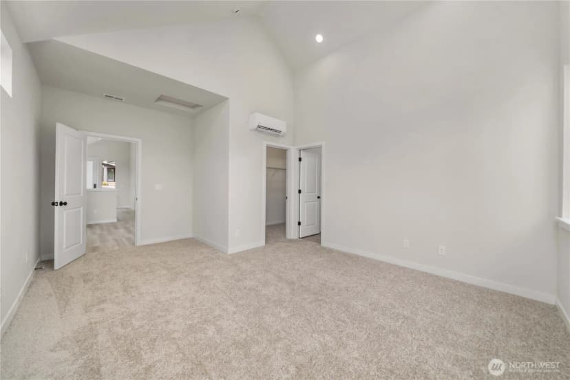 Property photo for 4027 Aberdeen Way Ne, Renton photo 17