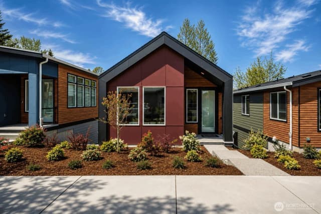 Property photo for 4027 Aberdeen Way Ne, Renton photo 2