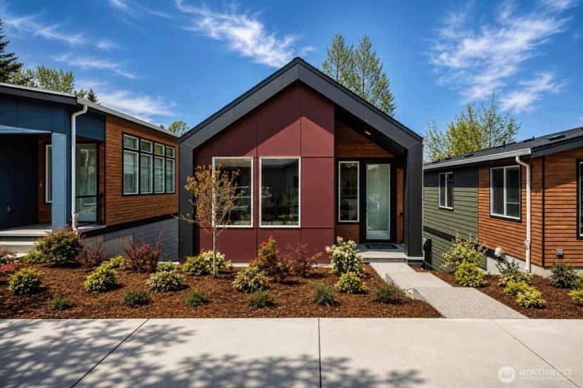 Property photo for 4027 Aberdeen Way Ne, Renton photo 2