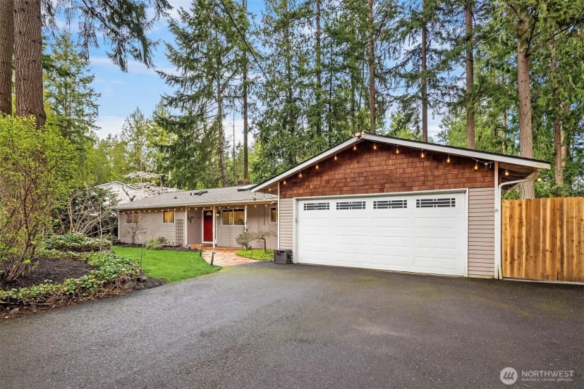 Property photo for 2310 216th Avenue Se, Sammamish