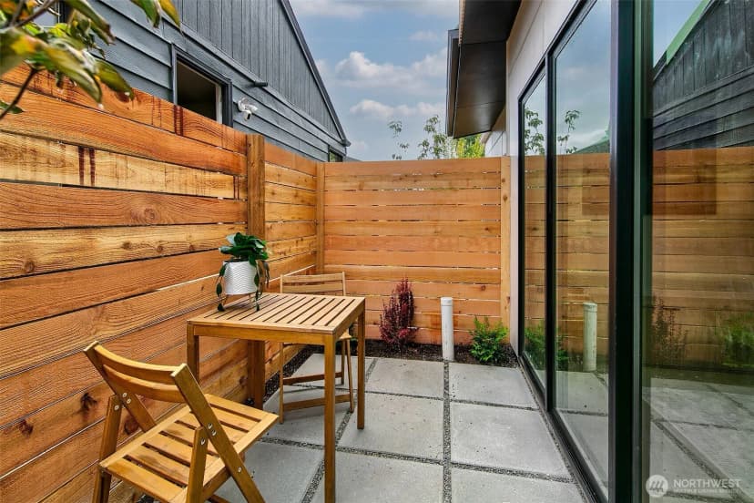 Property photo for 8733 13th Avenue Nw #c, Seattle photo 21