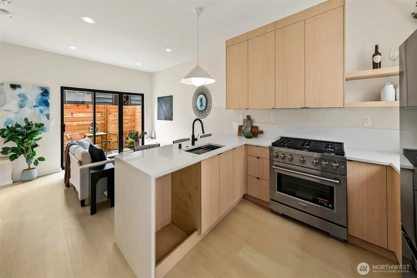 Property photo for 8733 13th Avenue Nw #c, Seattle photo 7