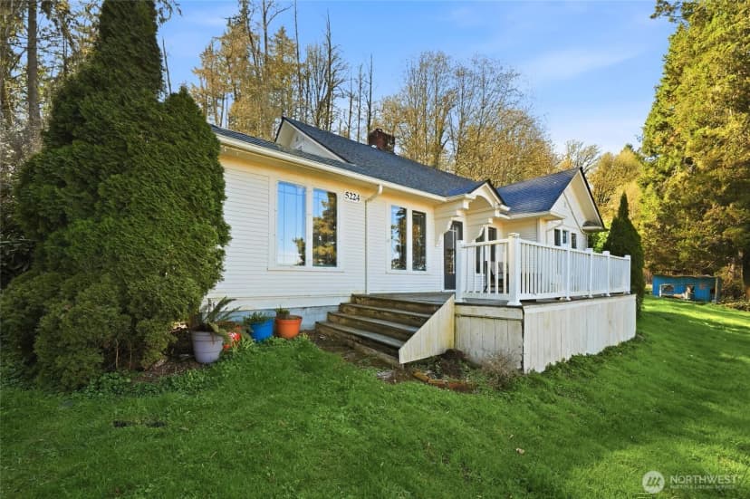 Property photo for 5224 Lowell Larimer Road, Everett photo 2