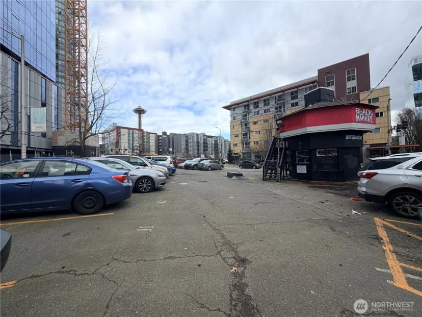 Property photo for 2404 7th Avenue, Seattle