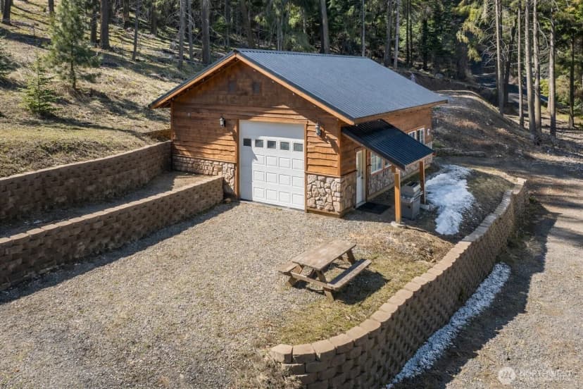 Property photo for 130 Horse Heaven Road, Cle Elum