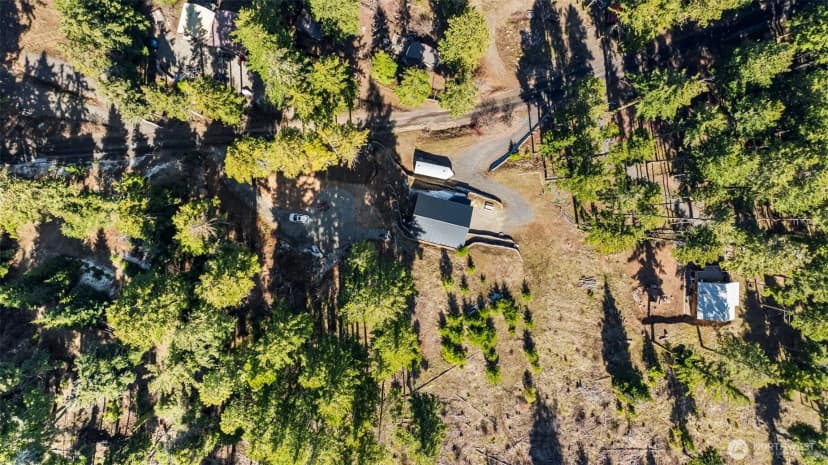 Property photo for 130 Horse Heaven Road, Cle Elum photo 2
