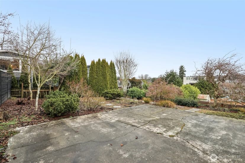 Property photo for 2418 W Boston, Seattle photo 28