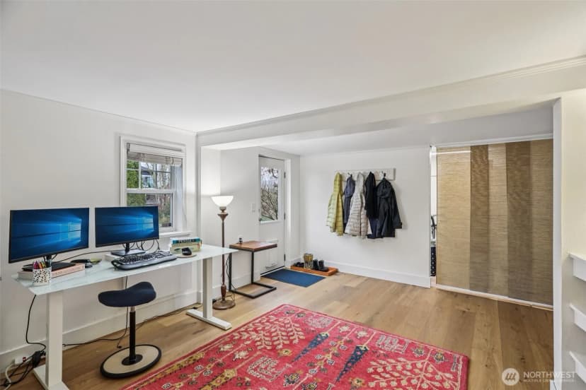 Property photo for 2418 W Boston, Seattle photo 23