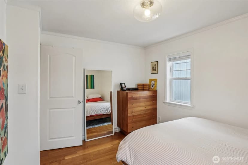 Property photo for 2418 W Boston, Seattle photo 19
