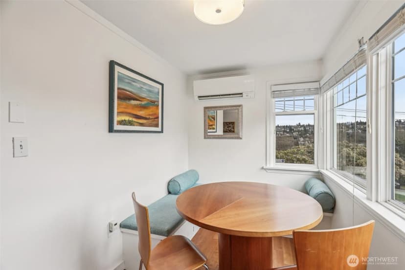 Property photo for 2418 W Boston, Seattle photo 12
