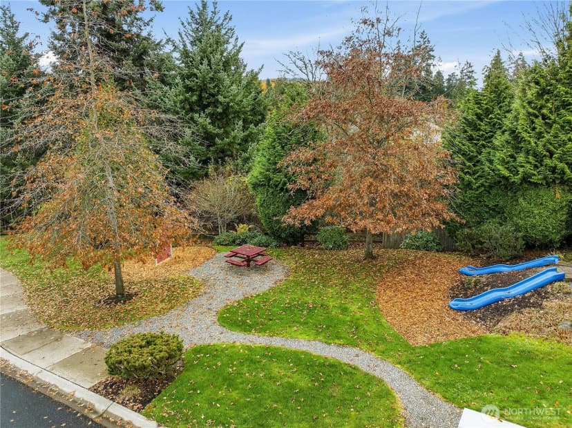 Property photo for 1607 Lyons Avenue Ne, Renton photo 37