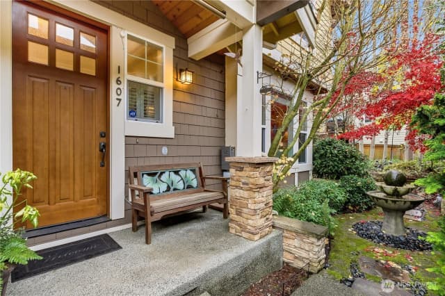 Property photo for 1607 Lyons Avenue Ne, Renton photo 4