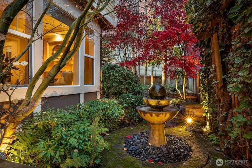 Property photo for 1607 Lyons Avenue Ne, Renton photo 38