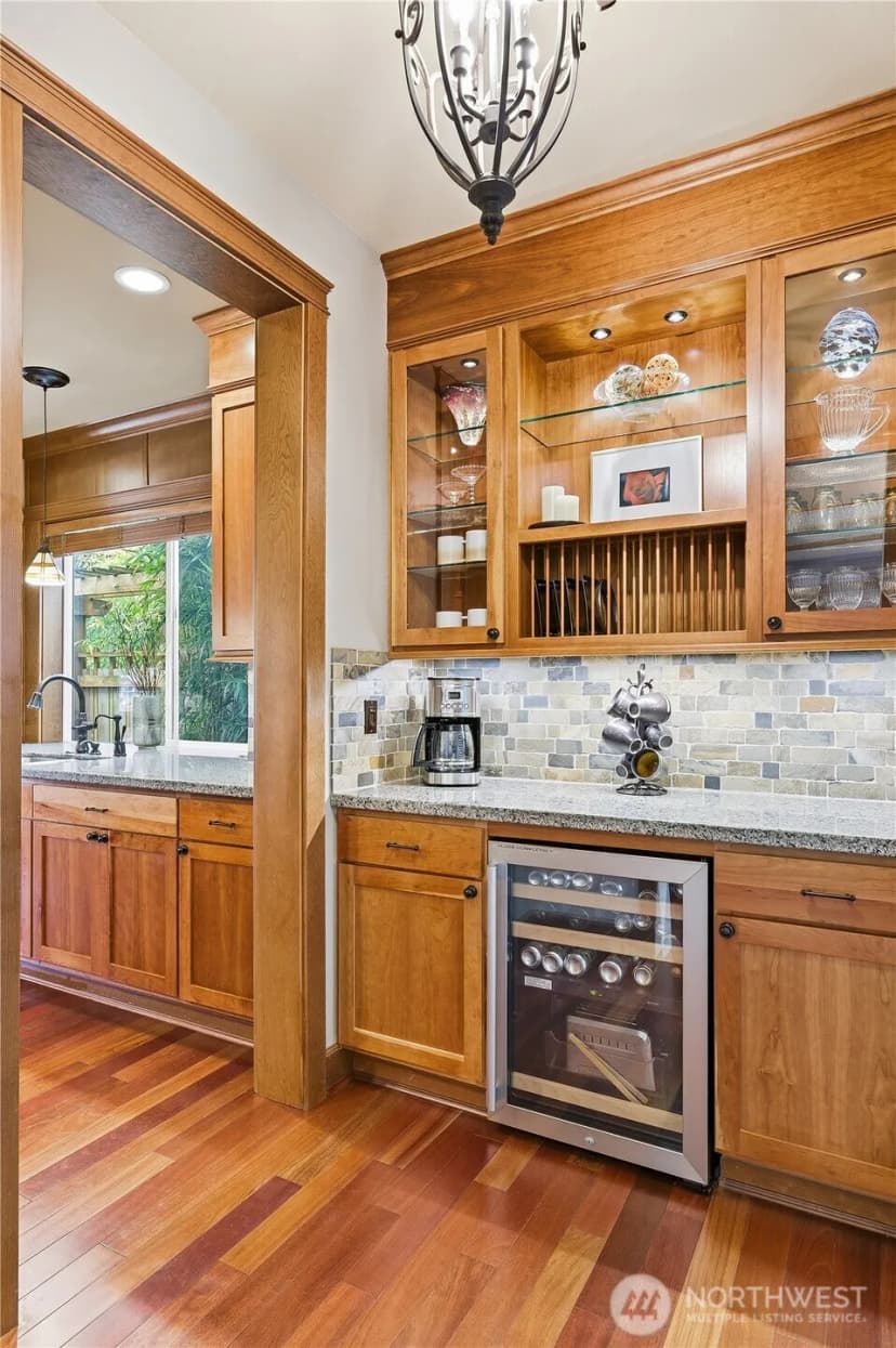 Property photo for 1607 Lyons Avenue Ne, Renton photo 16