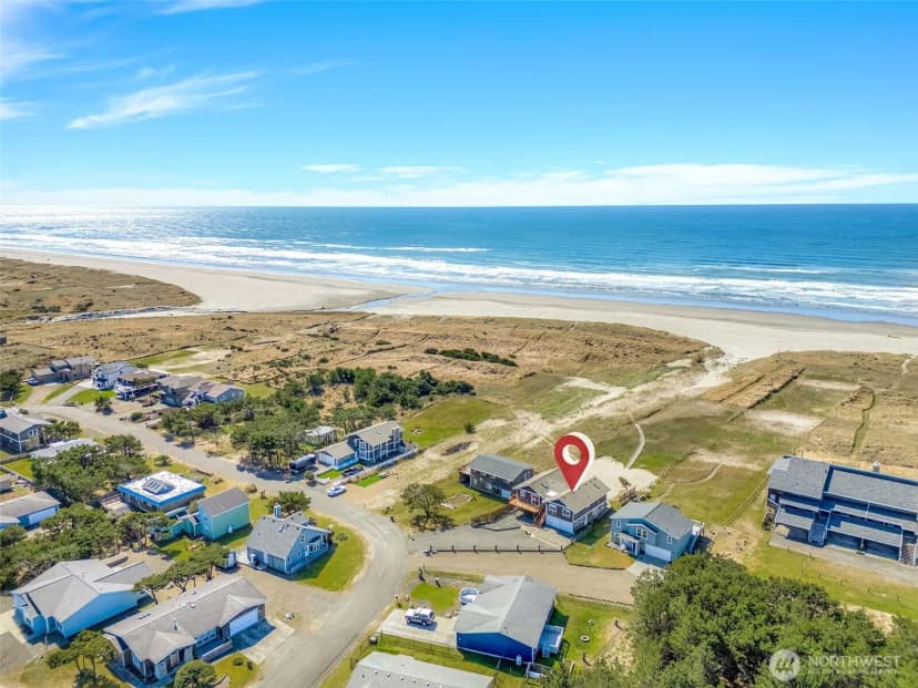 Property photo for 35405 F Place, Ocean Park photo 5