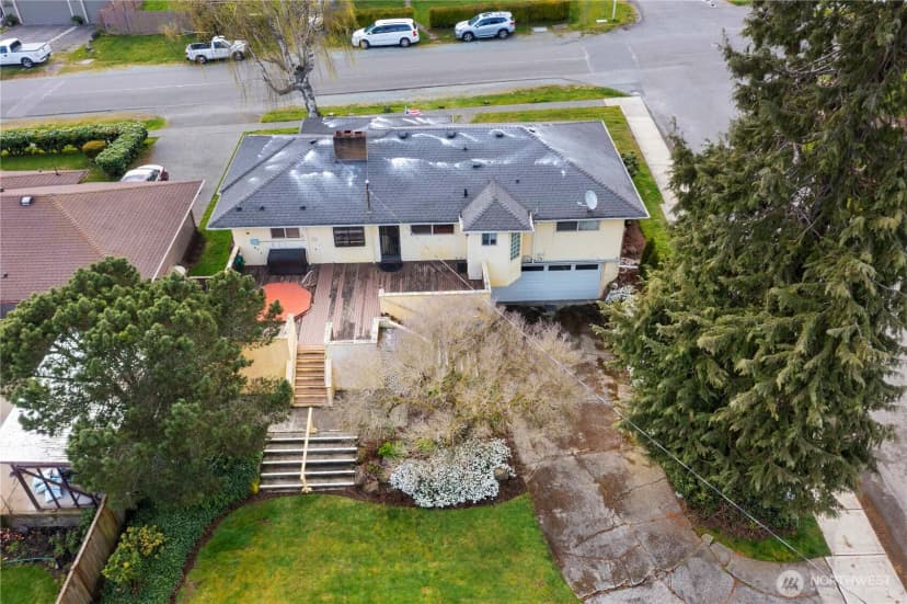 Property photo for 10702 39th Avenue Sw, Seattle photo 38