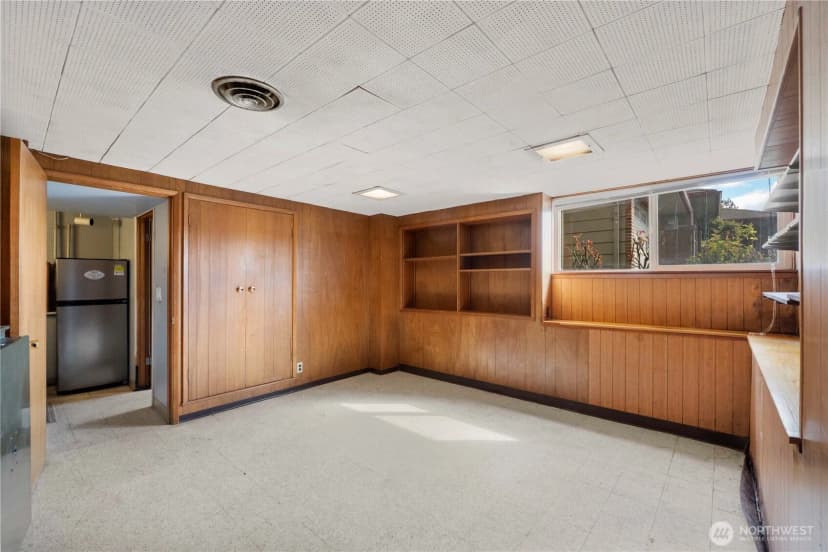 Property photo for 10702 39th Avenue Sw, Seattle photo 23