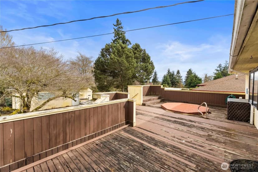 Property photo for 10702 39th Avenue Sw, Seattle photo 29