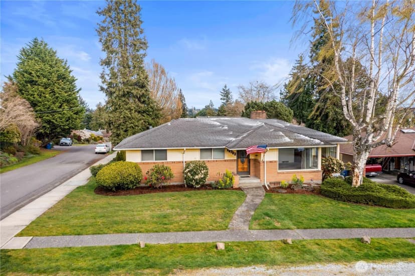 Property photo for 10702 39th Avenue Sw, Seattle photo 35