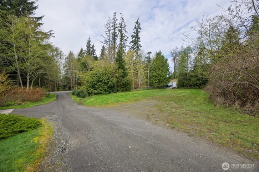 Property photo for 34550 Hood Canal Drive Ne, Kingston