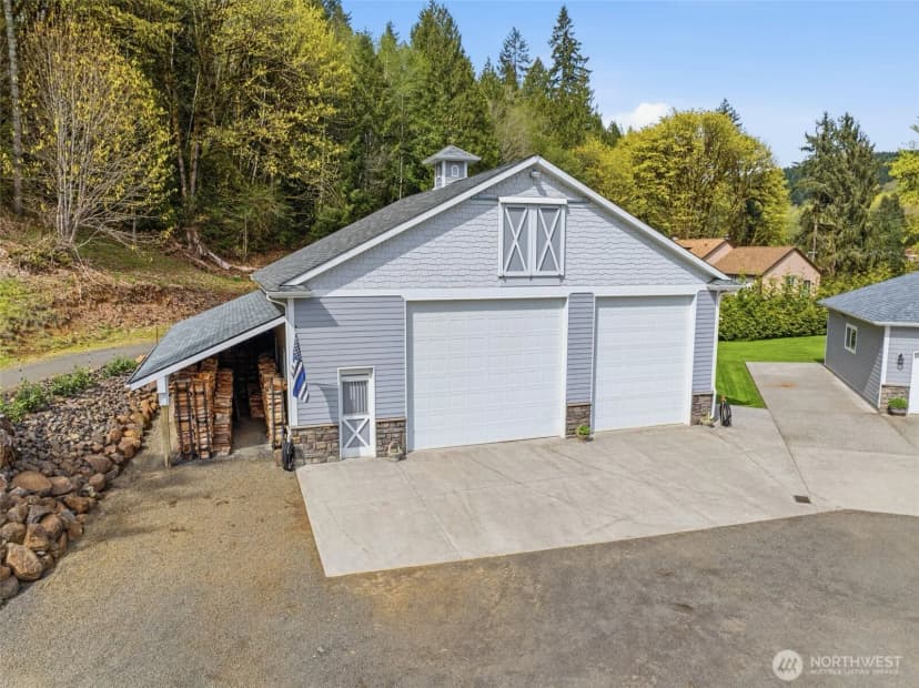 Property photo for 480 Apple Creek Rd, Longview photo 3