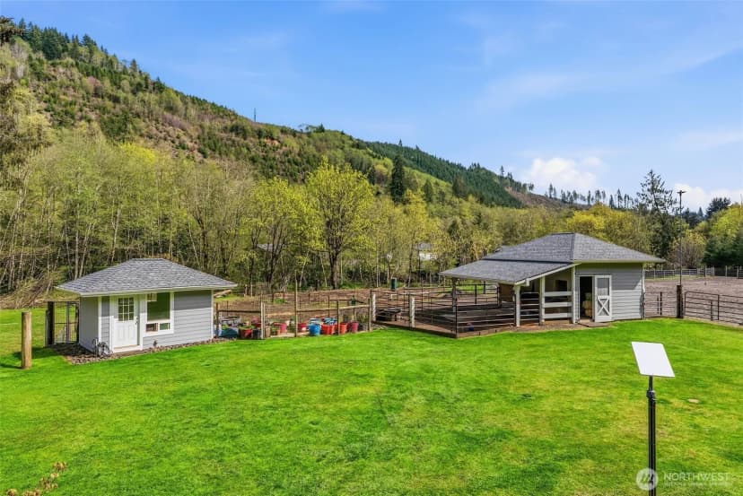 Property photo for 480 Apple Creek Rd, Longview photo 37