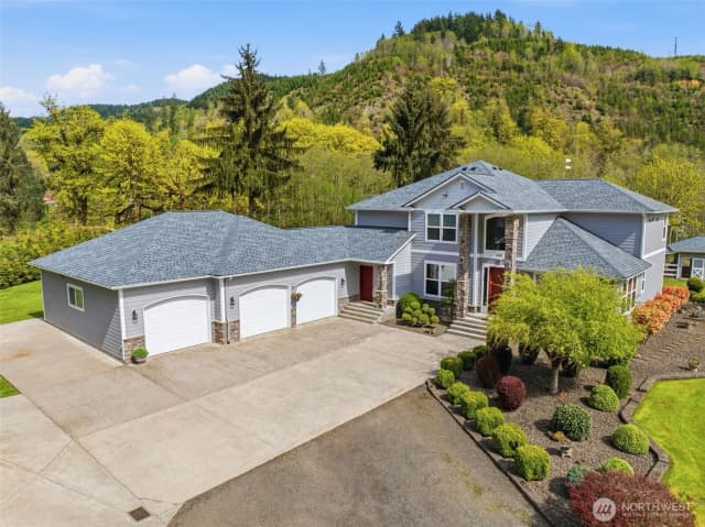 Property photo for 480 Apple Creek Rd, Longview photo 2