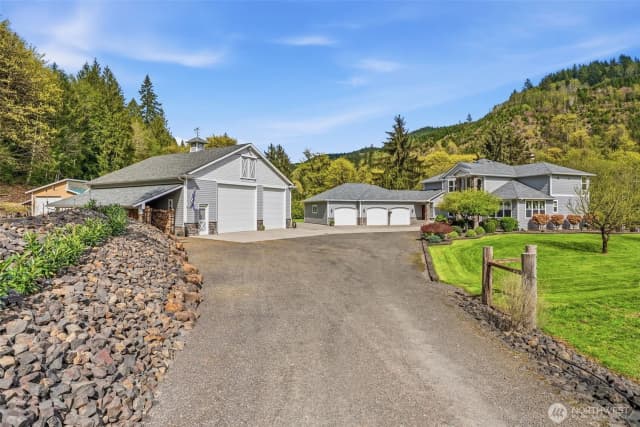 Property photo for 480 Apple Creek Rd, Longview