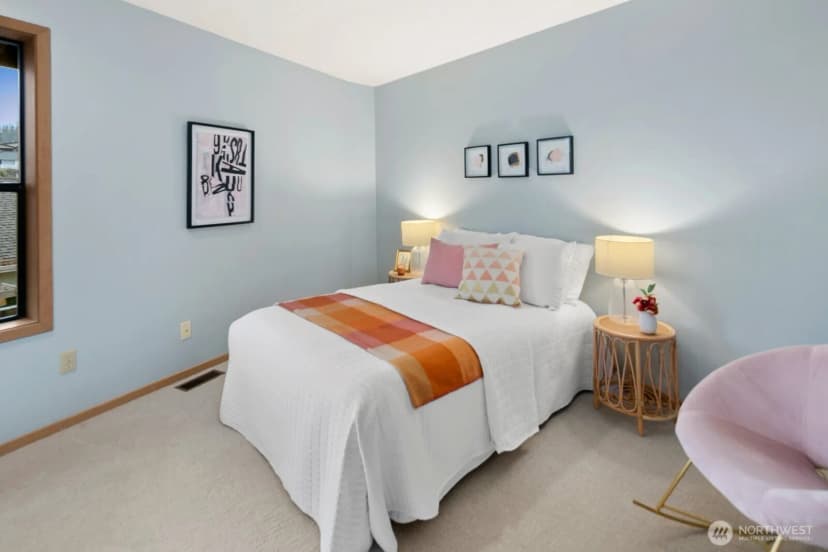 Property photo for 556 Holly Drive, Edmonds photo 24