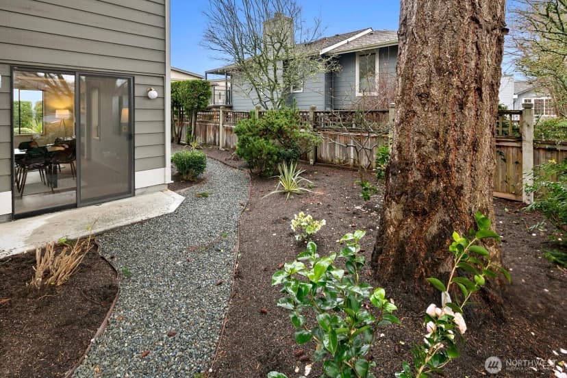 Property photo for 556 Holly Drive, Edmonds photo 33