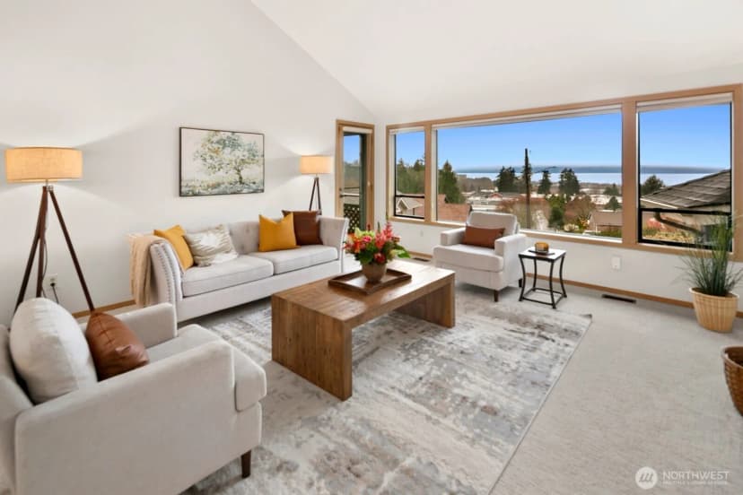 Property photo for 556 Holly Drive, Edmonds photo 8