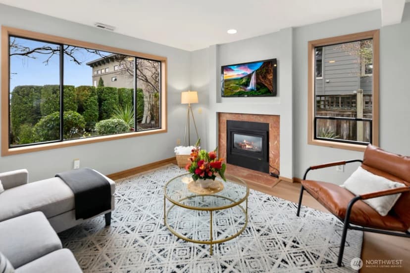 Property photo for 556 Holly Drive, Edmonds photo 18