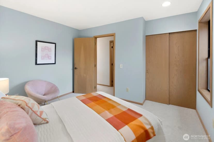 Property photo for 556 Holly Drive, Edmonds photo 25