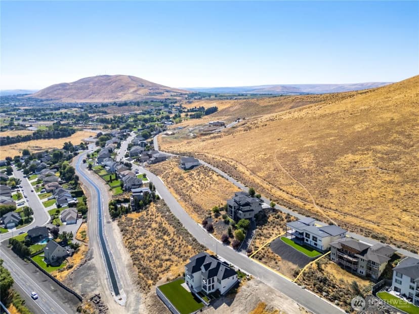 Property photo for 5411 Hershey Lane, West Richland photo 3