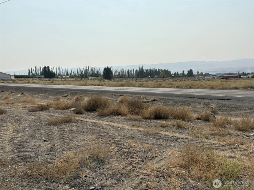 Property photo for 23564 Highway 243 S, Mattawa photo 11