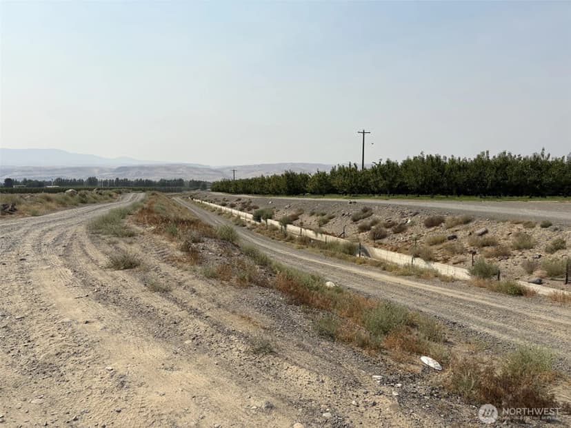 Property photo for 23564 Highway 243 S, Mattawa photo 15