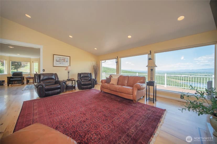 Property photo for 1677 Dodge Road, Ellensburg photo 6
