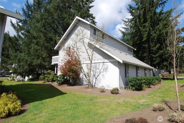 Property photo for 34019 1st Circle S, Federal Way photo 5