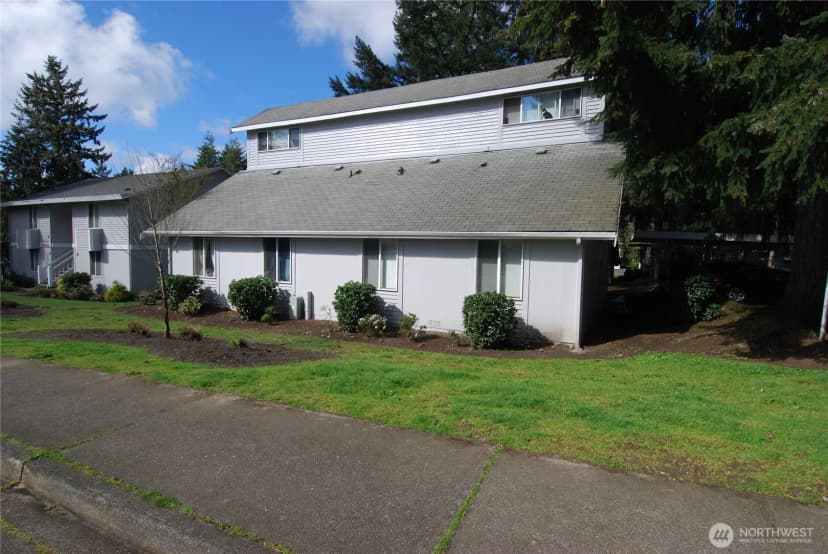 Property photo for 34019 1st Circle S, Federal Way photo 8