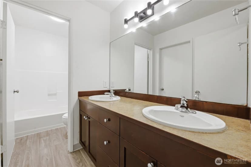 Property photo for 31501 106th Place Se #p2, Auburn photo 17