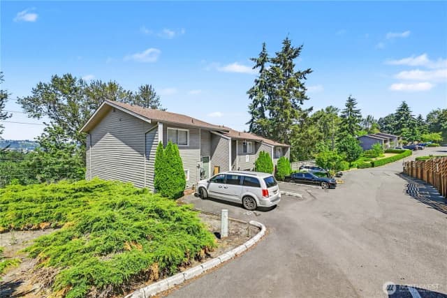 Property photo for 31501 106th Place Se #p2, Auburn