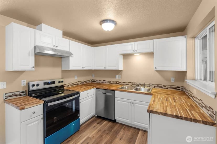 Property photo for 110 Sunny Basin Road, Castle Rock photo 12