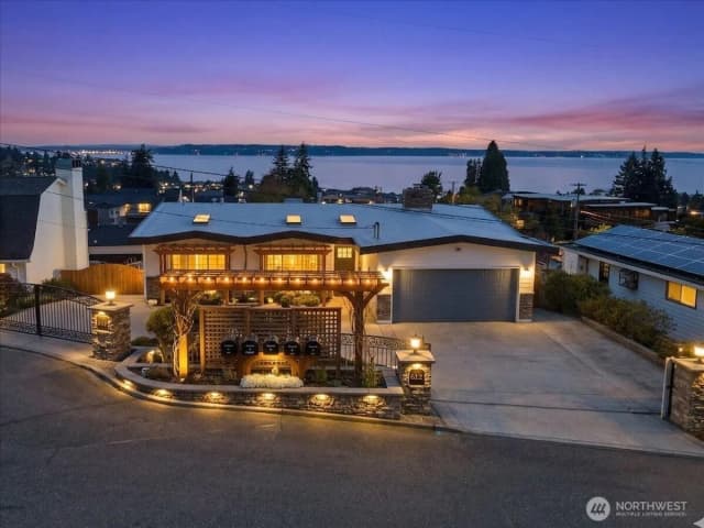 Property photo for 612 View Place, Edmonds