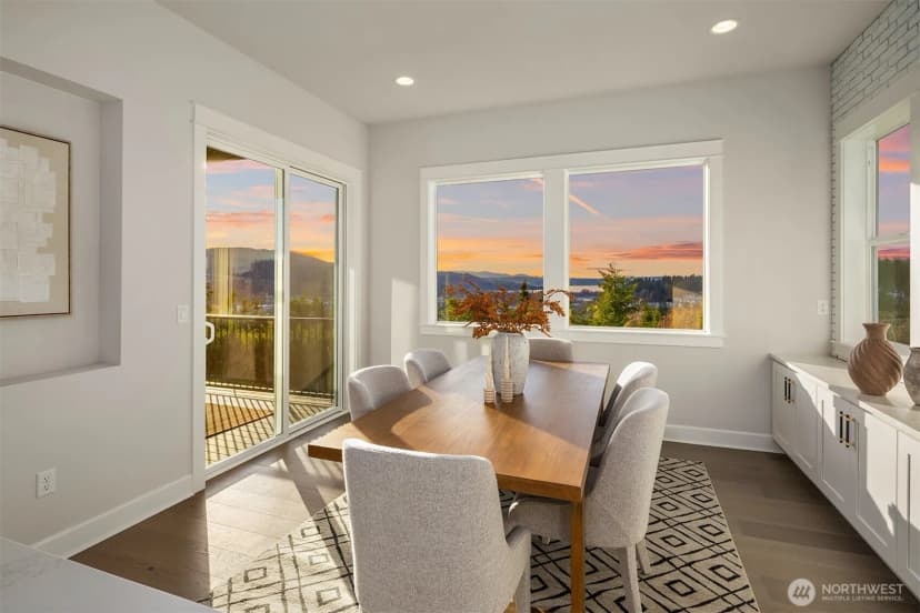 Property photo for 1335 Westridge Way Ne, Issaquah photo 10