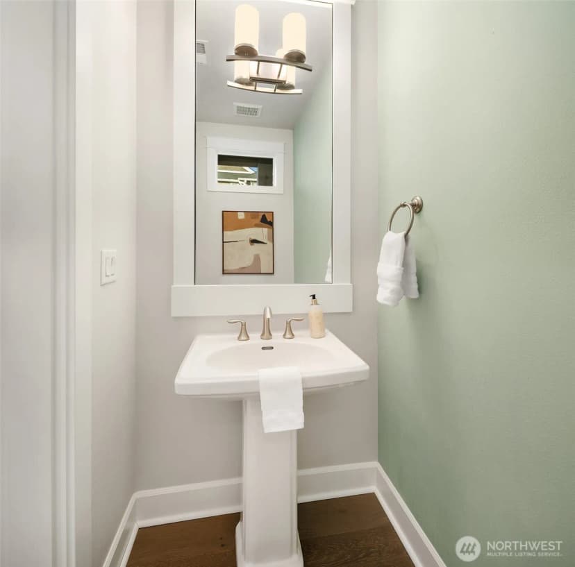 Property photo for 1335 Westridge Way Ne, Issaquah photo 16